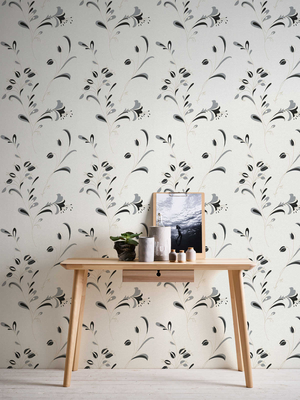             Wallpaper floral motif, silver accents & texture pattern - black, white, silver
        
