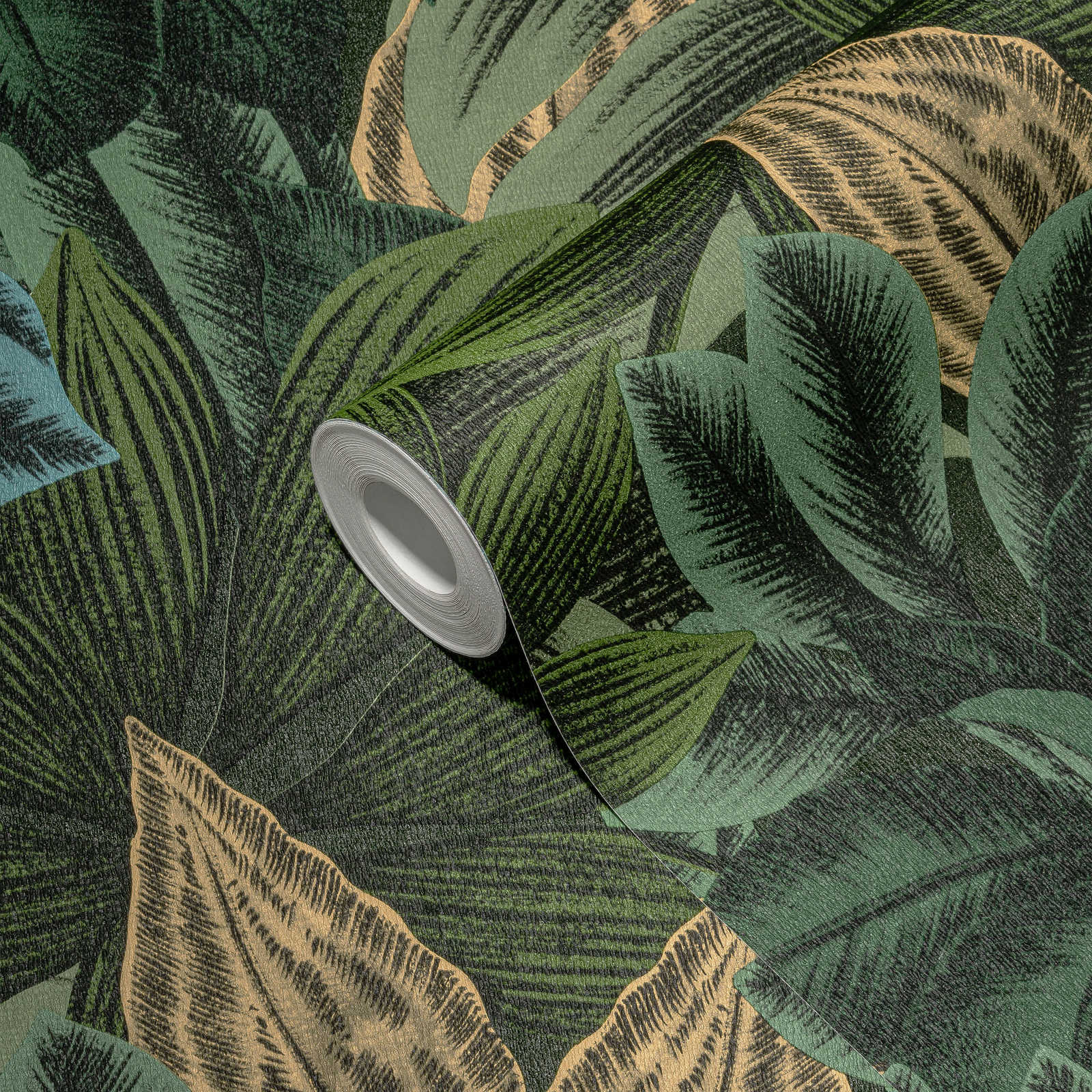             Jungle wallpaper with tropical leaf pattern - green, yellow
        