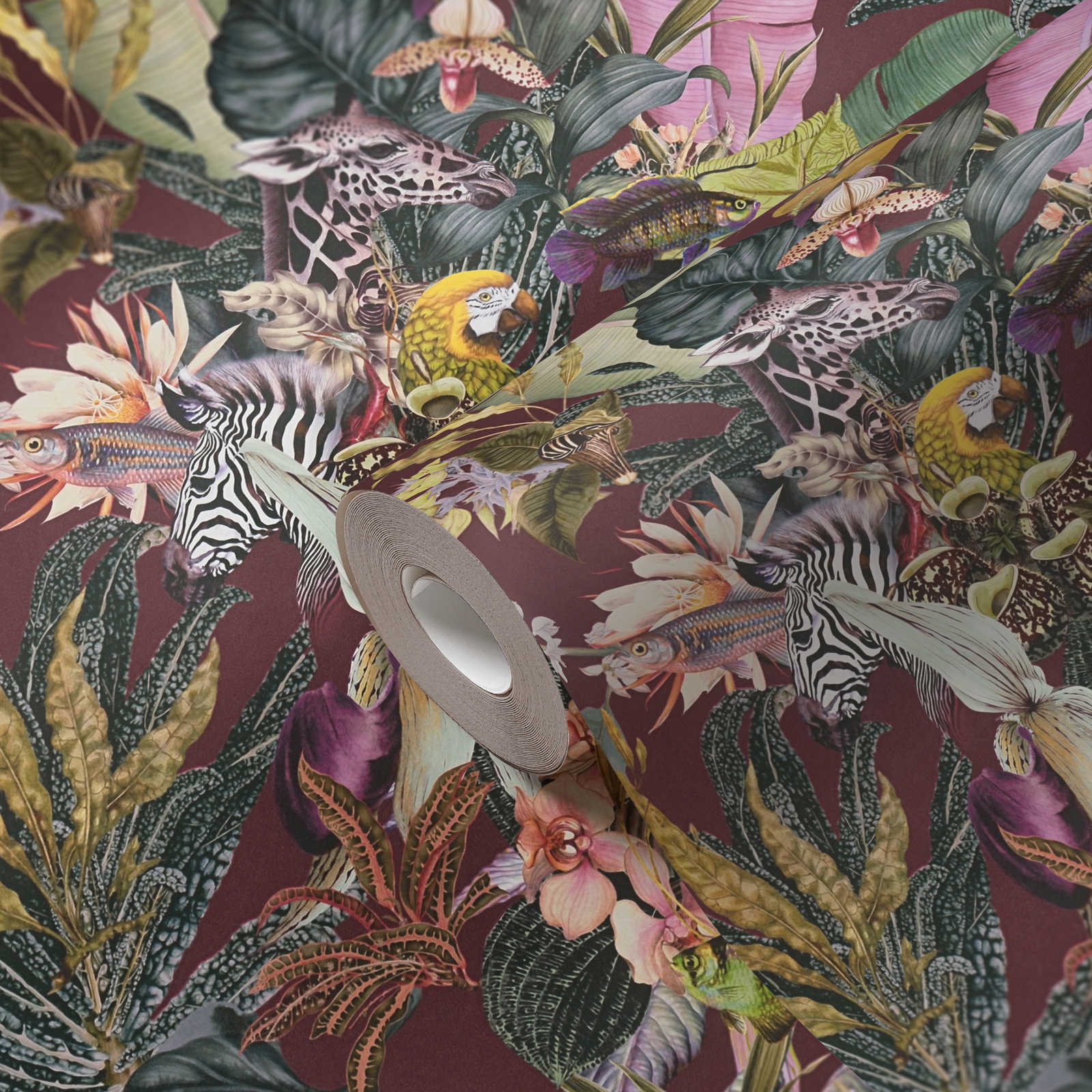             Jungle wallpaper flowers & animals - green, dark red
        
