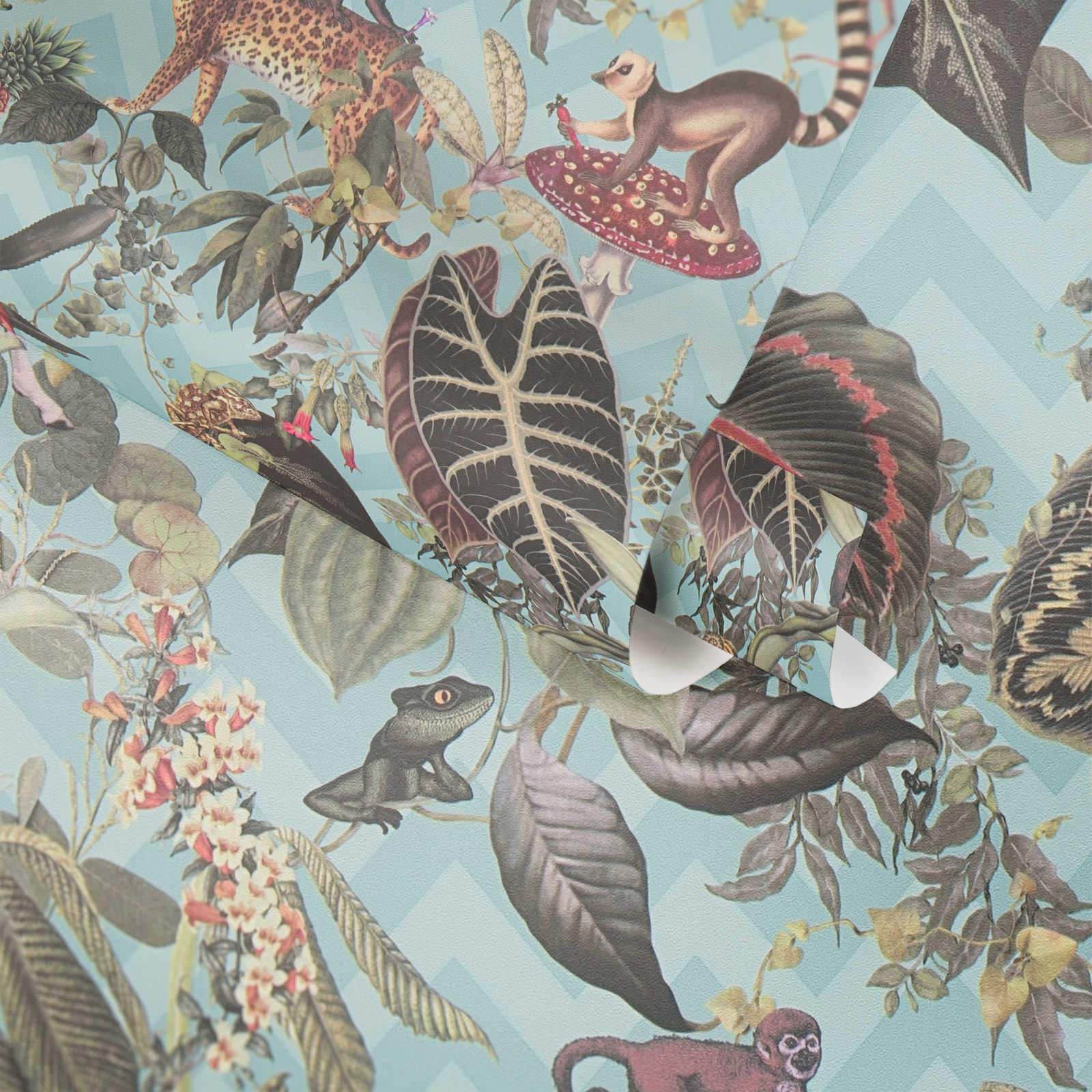             Papier peint de designer MICHALSKY Jungle feuilles & animaux - bleu, multicolore, vert
        