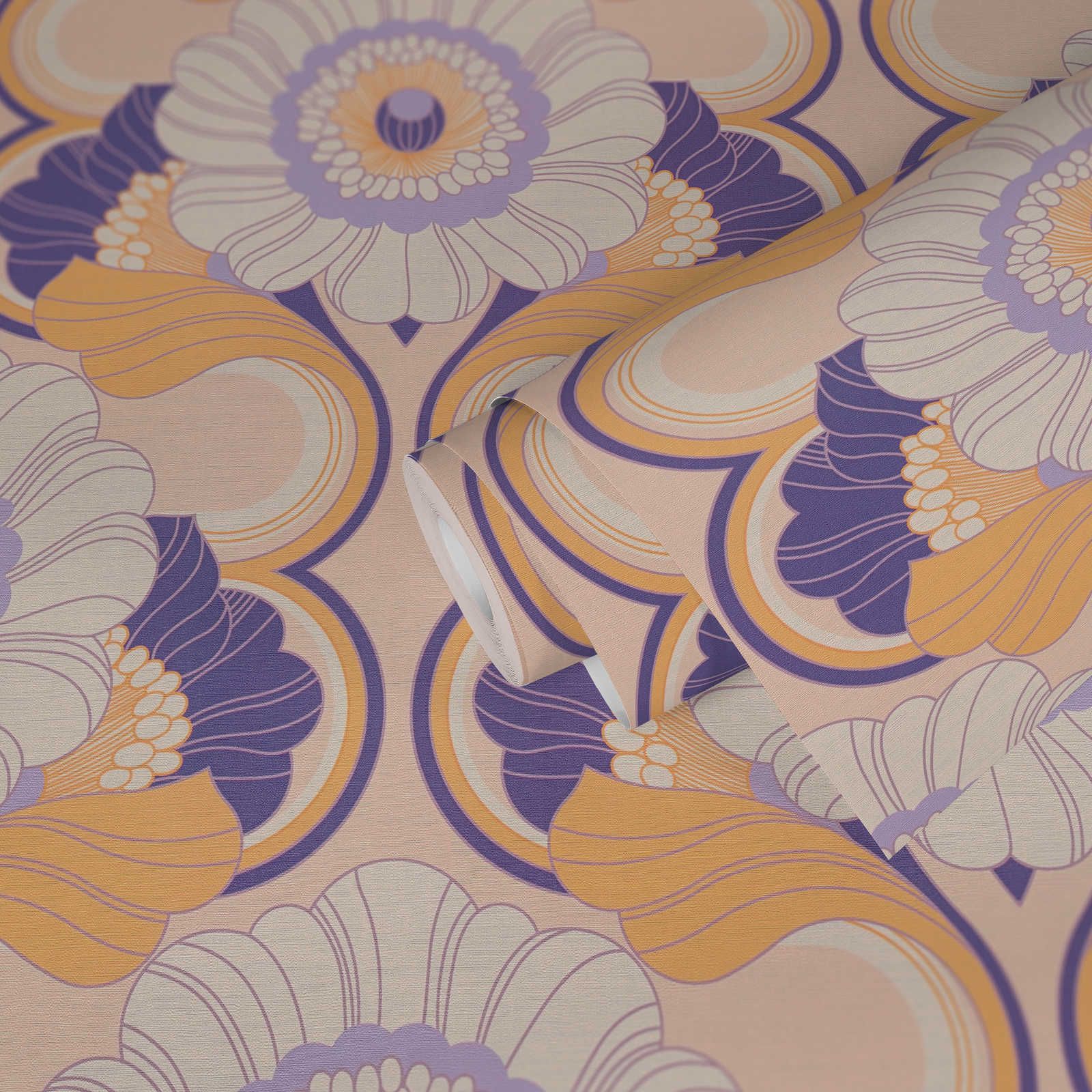             Retro wallpaper with floral pattern - beige, yellow, purple
        