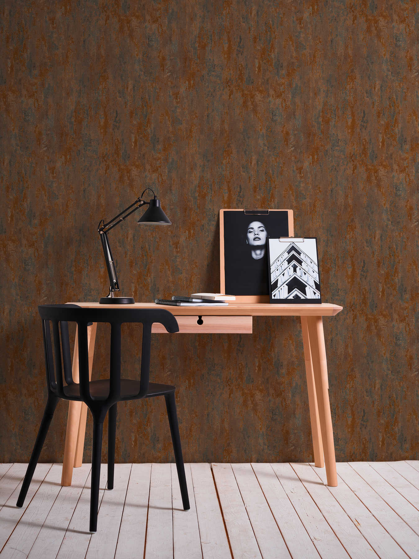             Wallpaper rust & metallic effect in industrial style - orange, copper, brown
        