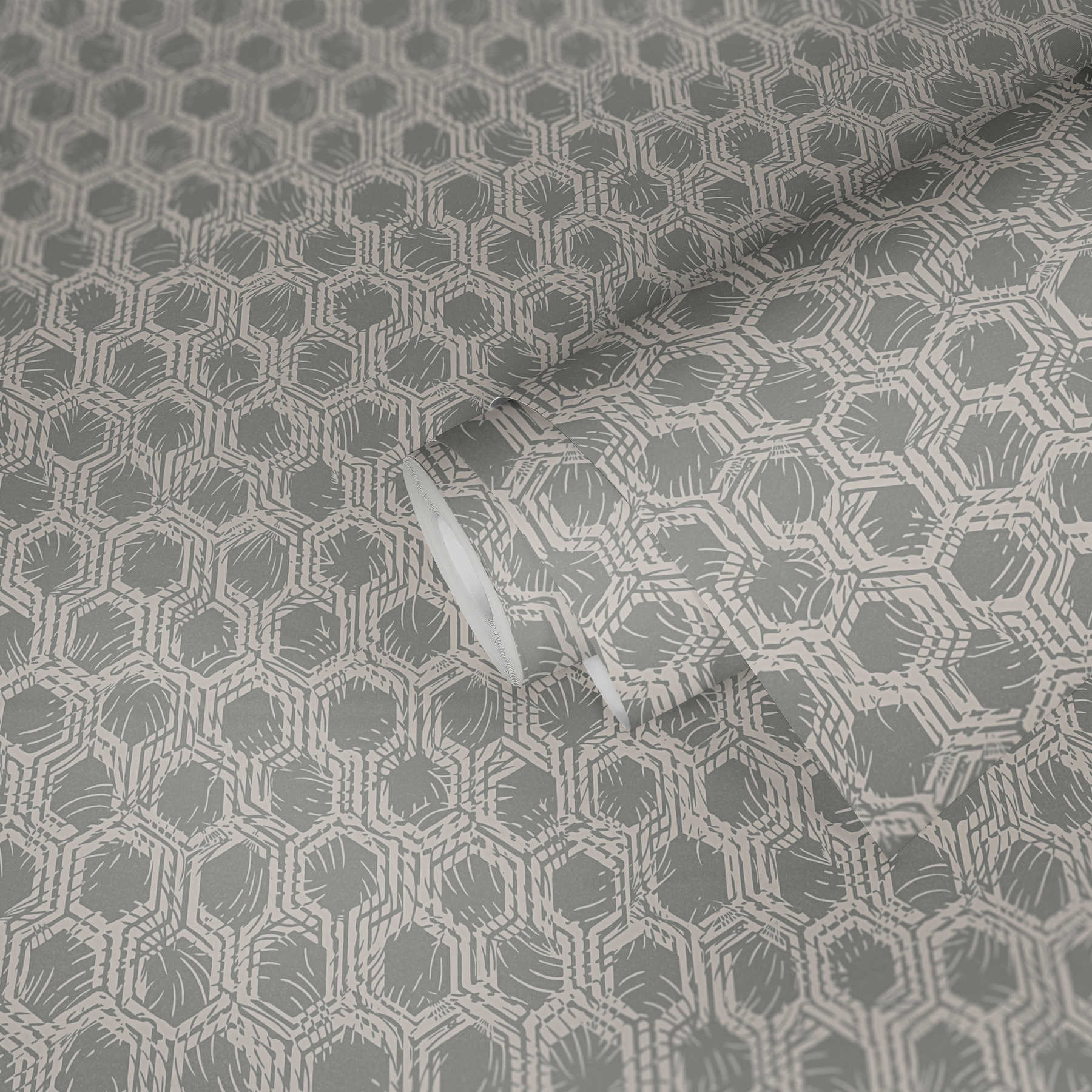             Geometric pattern wallpaper with metallic colours - beige, metallic
        