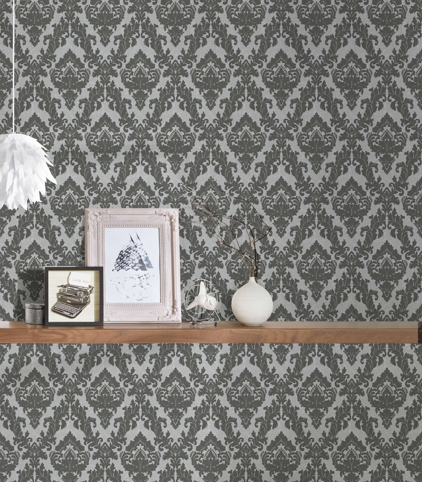             Ornament wallpaper with flock & silk gloss - grey
        