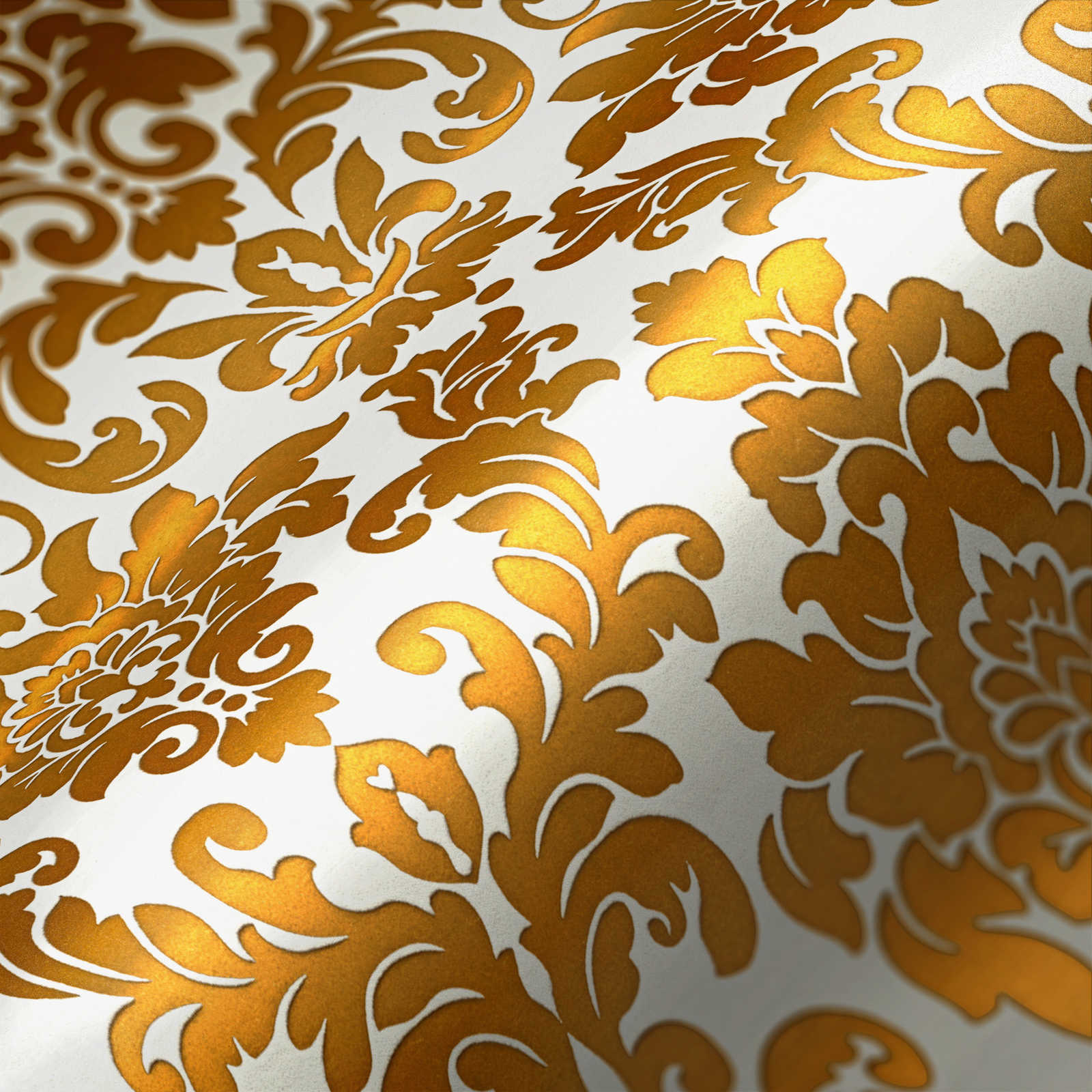             Golden wallpaper with baroque ornament - metallic, white
        