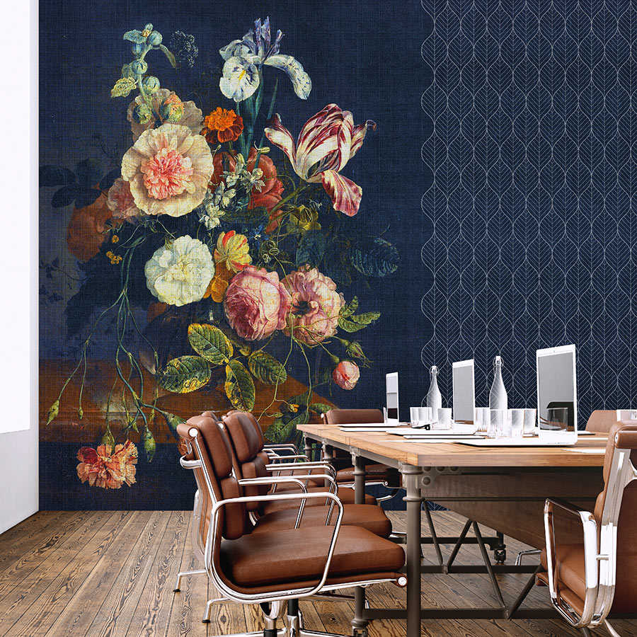 Cortina 2 - Dark blue photo wallpaper art deco pattern with bouquet of flowers
