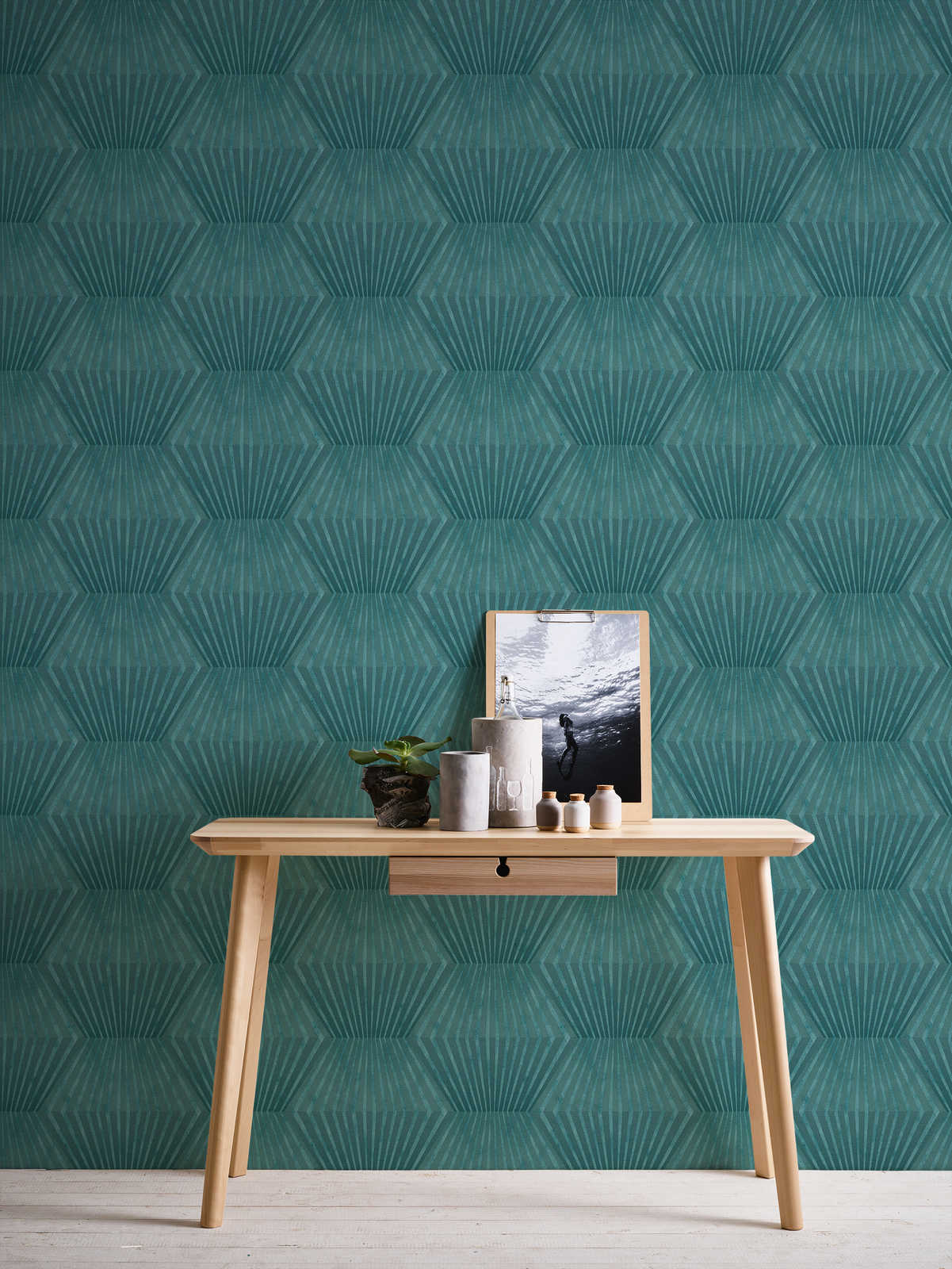             Art deco wallpaper with line pattern & metallic whole - Green
        