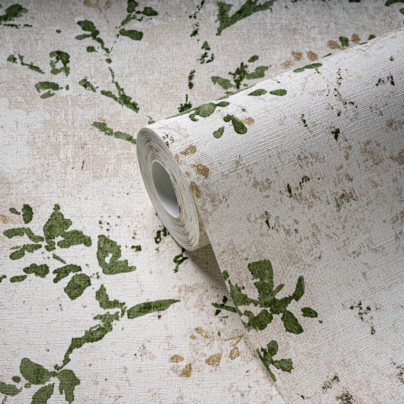             Non-woven wallpaper with a playful floral pattern - beige, green, gold
        