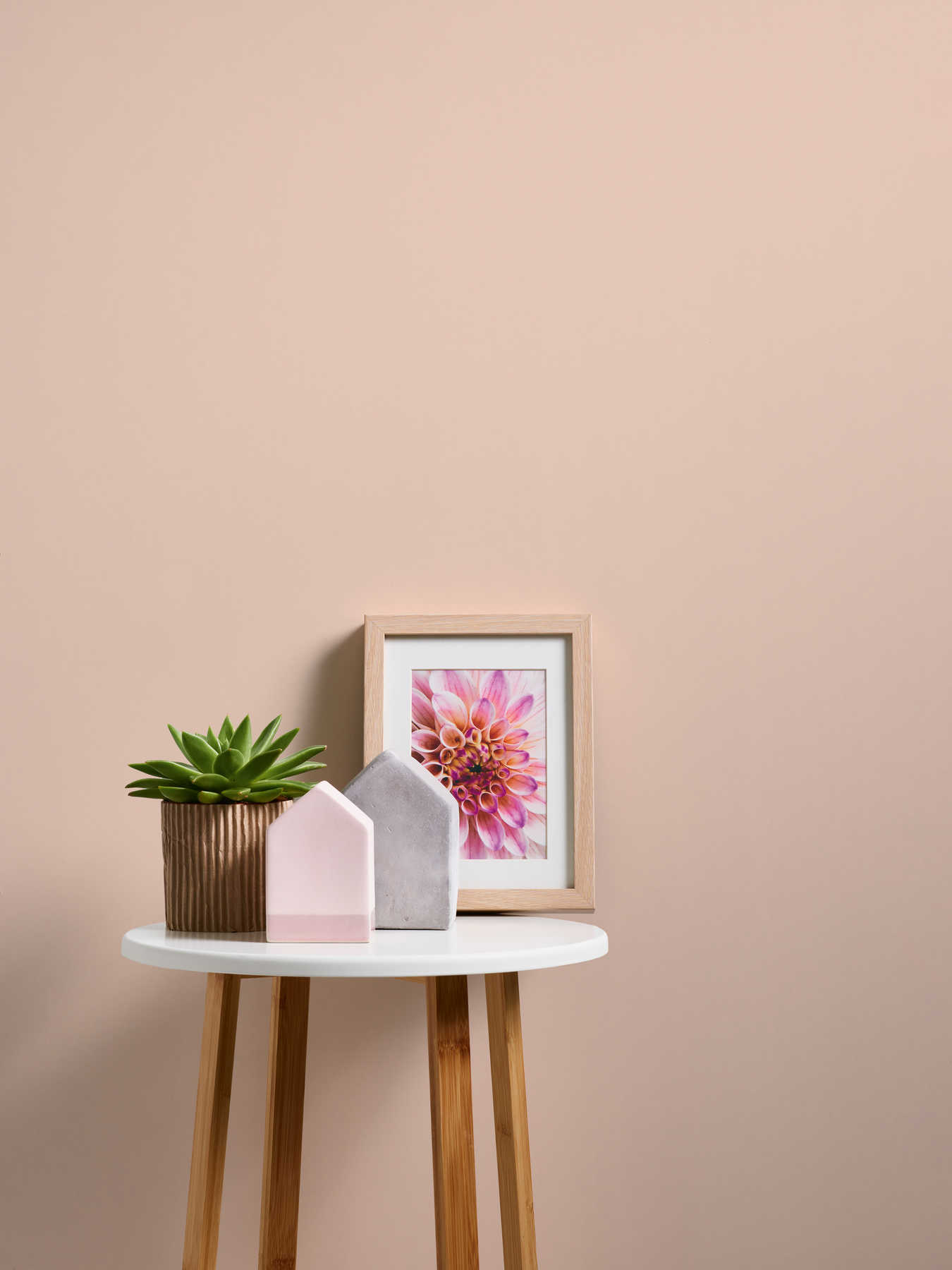             Papier peint uni avec surface mate - crème, rose
        