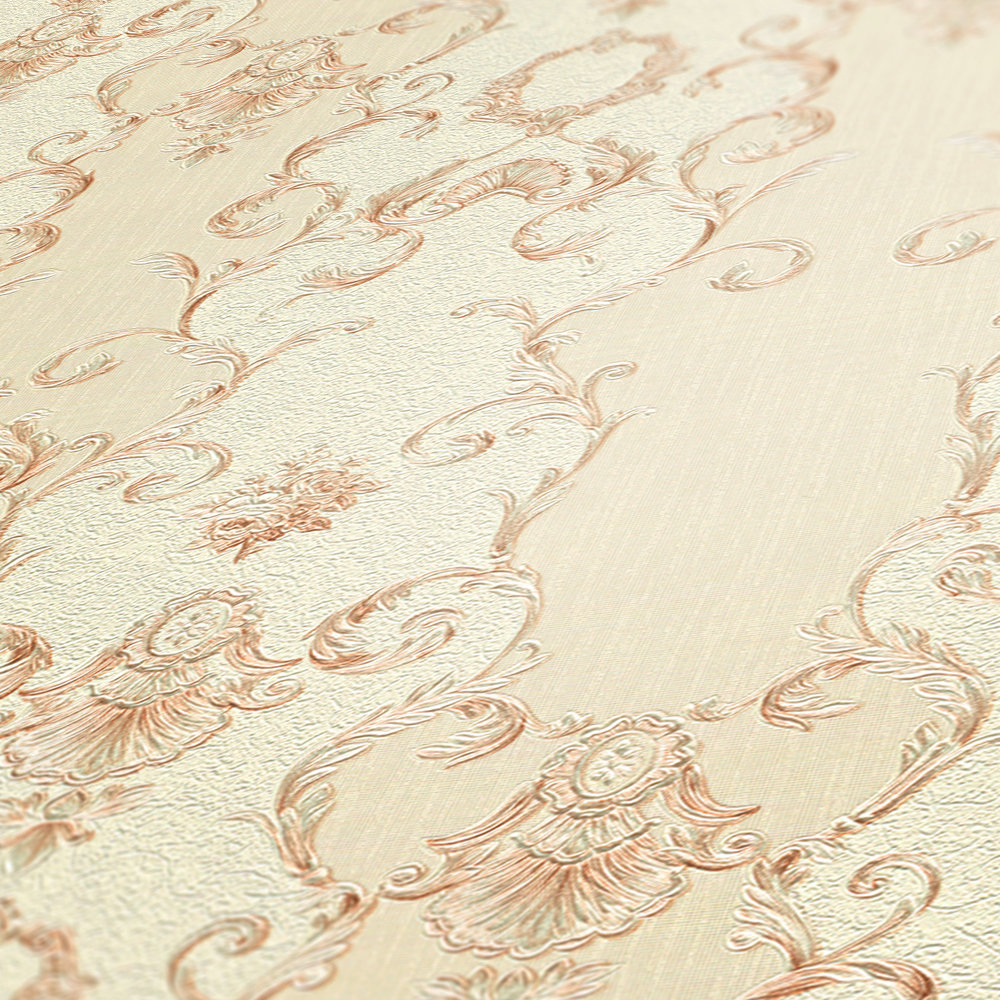             Papel pintado neobarroco adornos de filigrana - beige, crema, metálico
        