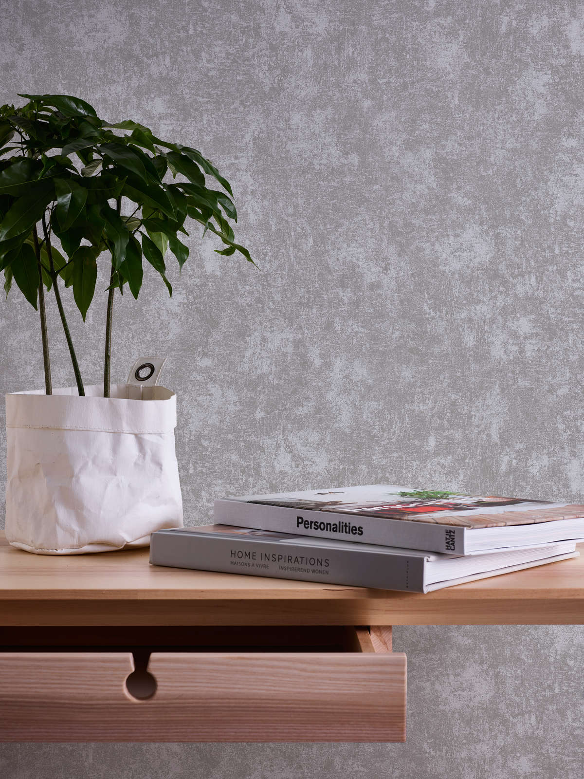            Wallpaper with metallic and gloss effect smooth - silver, grey, metallic
        