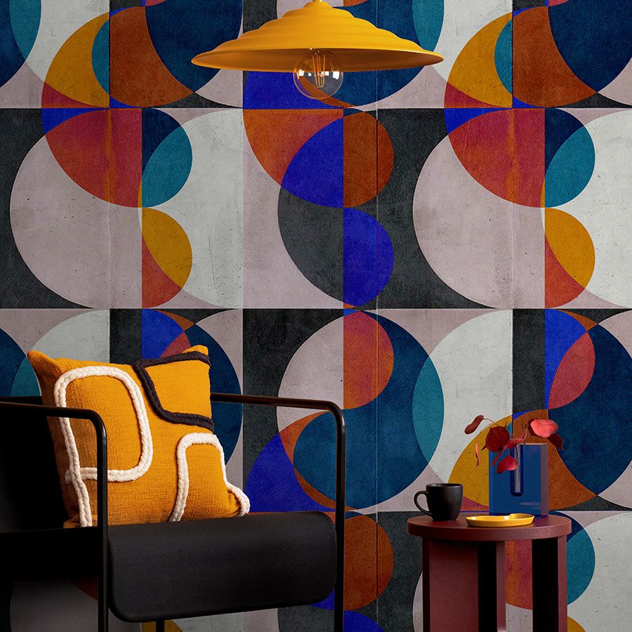 Digital behang »mia« - Abstract retropatroon op betonnen pleistertextuur - kleurrijk | Glad, licht glanzend premium vliesmateriaal
