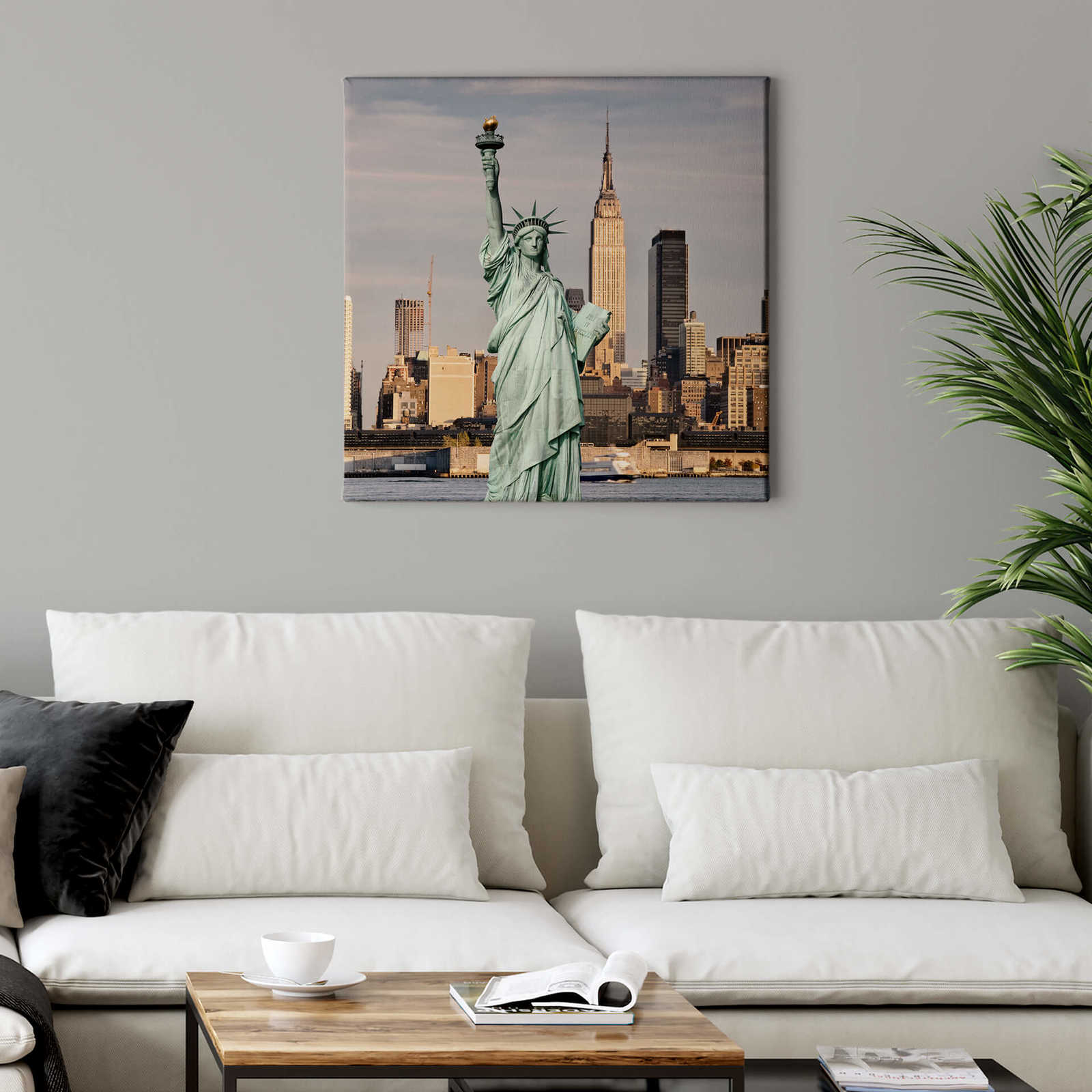             Square canvas picture Statue of Liberty , New York
        