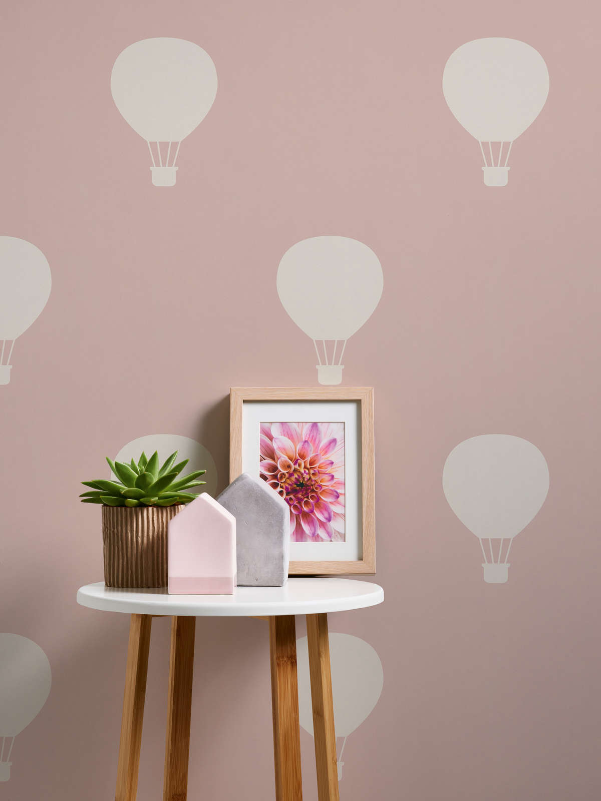             Papel pintado para habitaciones infantiles con motivo de globos aerostáticos - crema, rosa
        