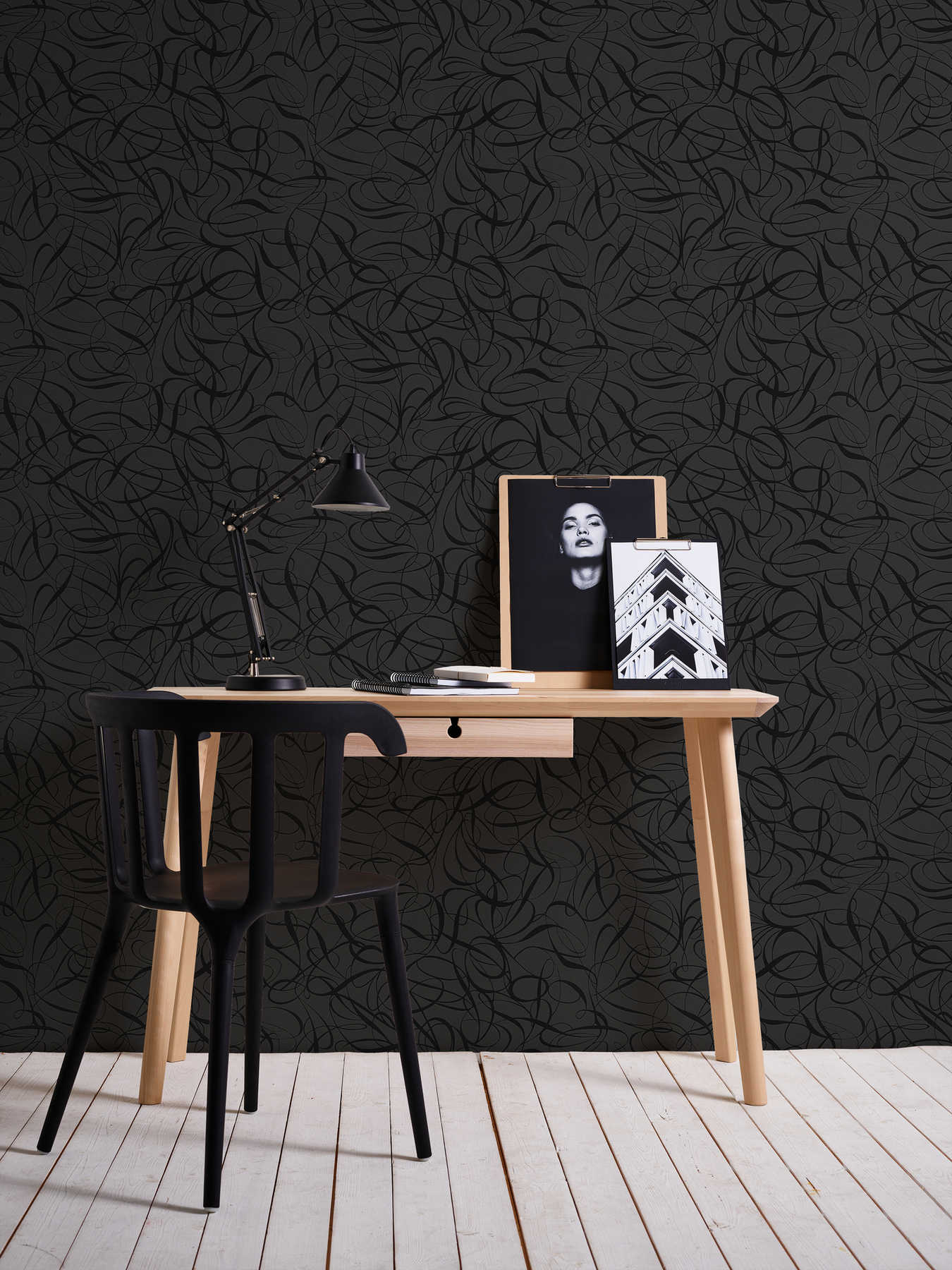             Non-woven wallpaper line pattern and glossy effect - black, metallic
        