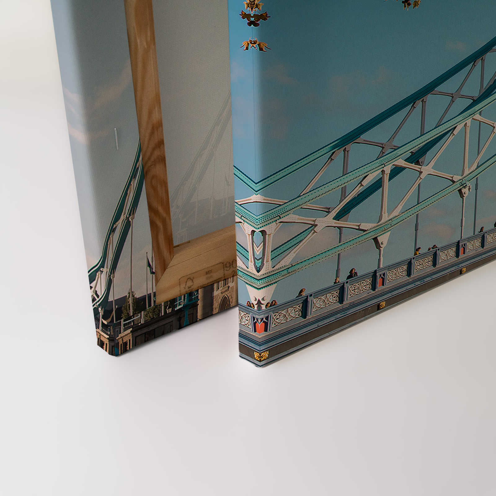             Quadro su tela con il ponte di Londra in pieno sole - 0,90 m x 0,60 m
        