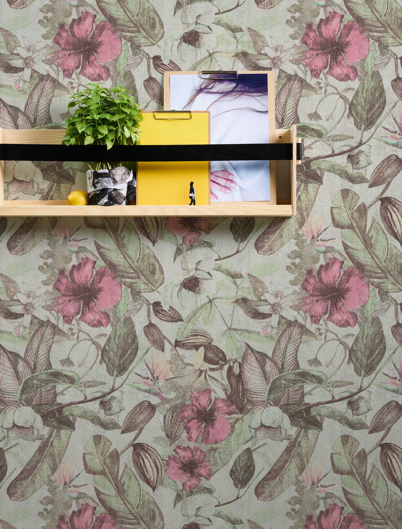             wallpaper floral pattern, tropical style & textile look - pink, green, brown
        