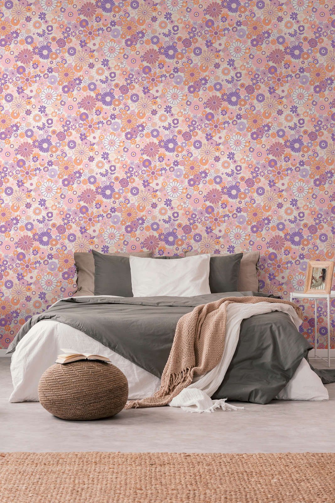             Lightly textured non-woven wallpaper with floral pattern - purple, orange, pink
        