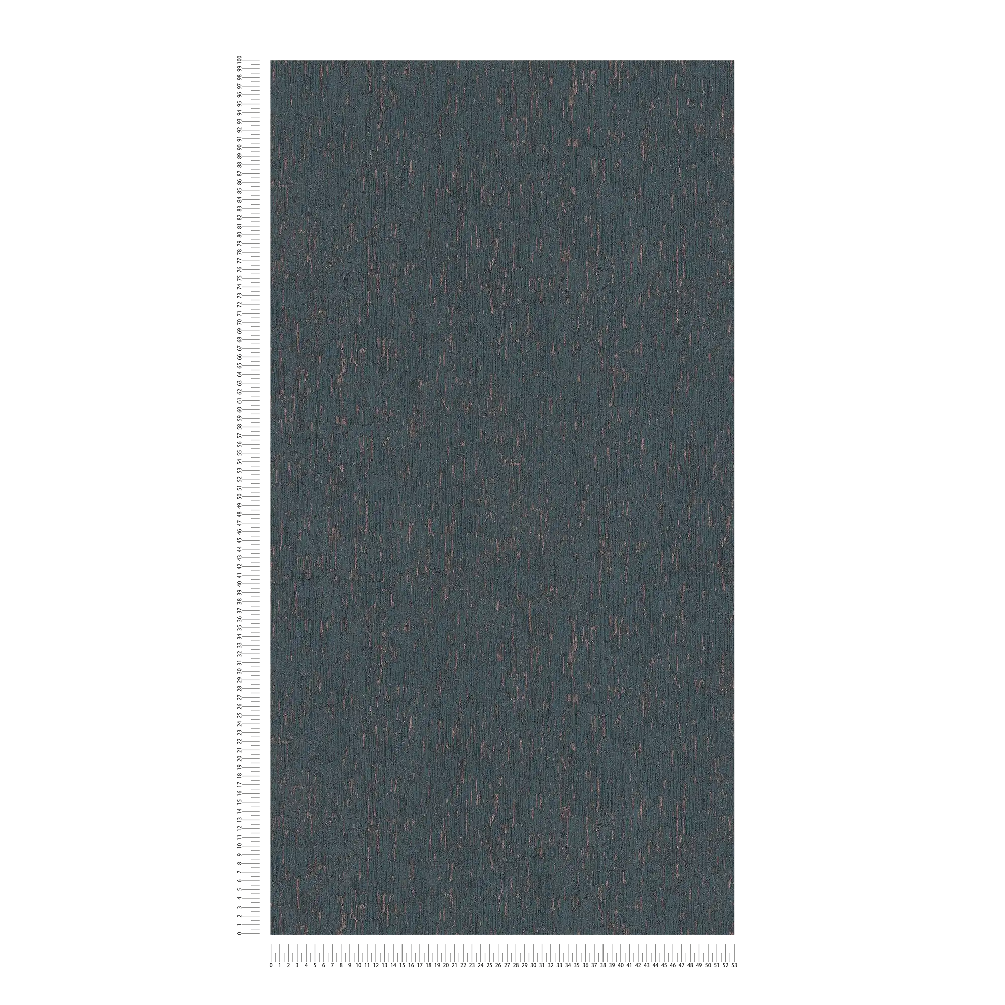             Papel pintado no tejido con aspecto de escayola y acentos azules, bronce y metálicos.
        