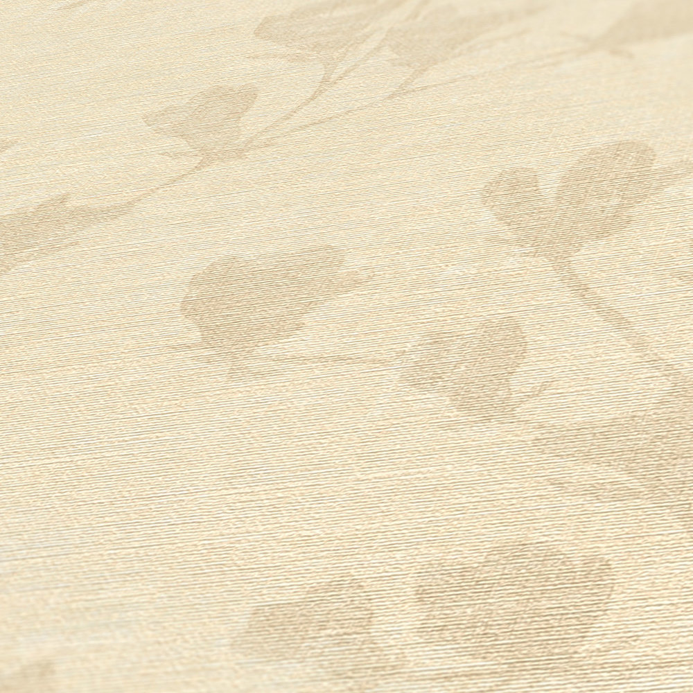             Papier peint à motifs avec des feuilles dans le style maison de campagne - crème, beige
        