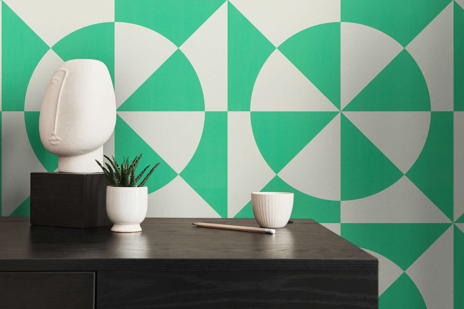             Vliesbehang met geometrische vormen - groen, wit
        