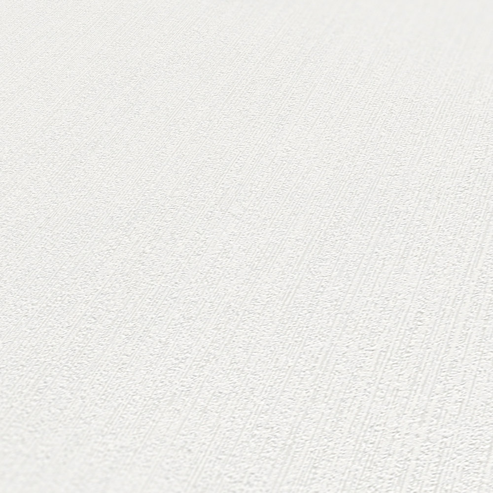             Non-woven wallpaper cream plain, matte & lined structure
        