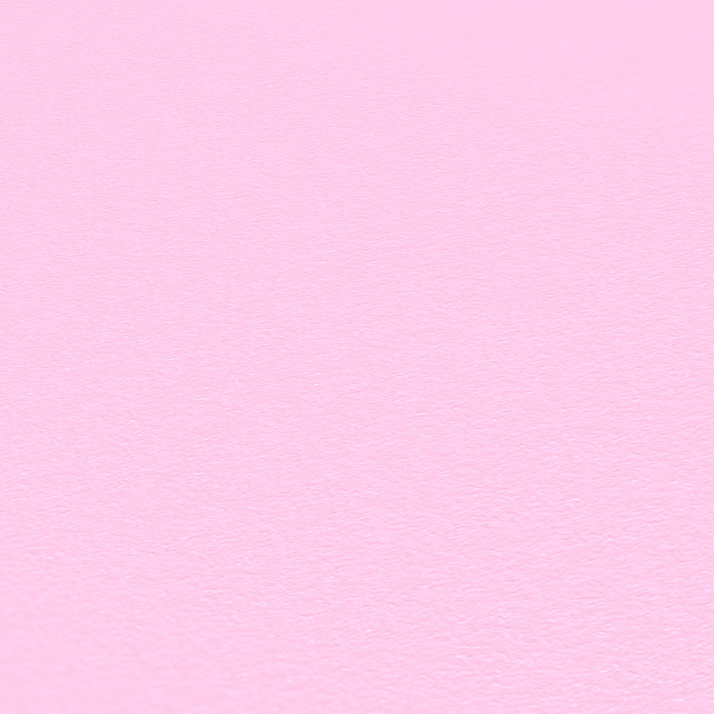             Papel pintado no tejido rosa - mate con un sutil patrón de textura
        