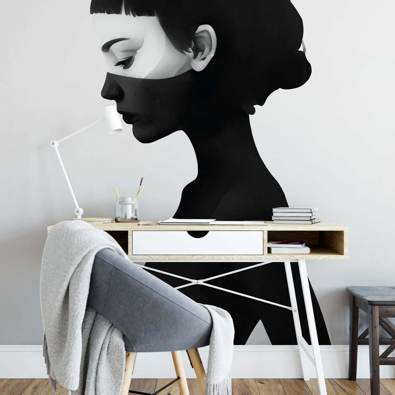             Narrow photo wallpaper Model - Black, White
        