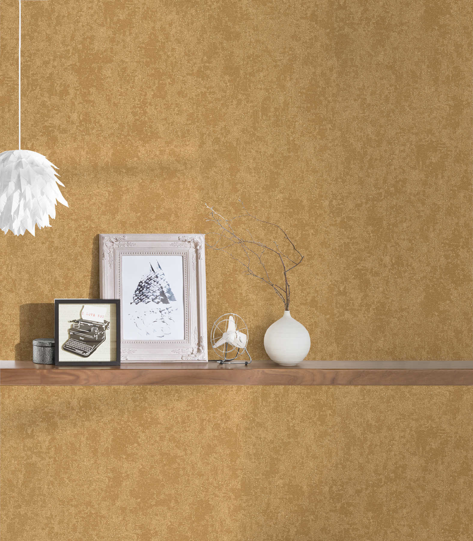             VERSACE wallpaper gold colour & vintage texture - metallic
        