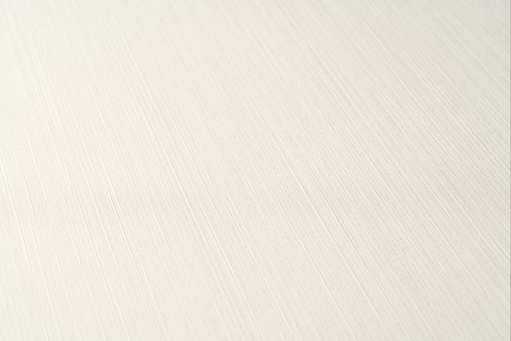             Papier peint scintillant avec motif ligné & aspect soie sauvage - blanc
        