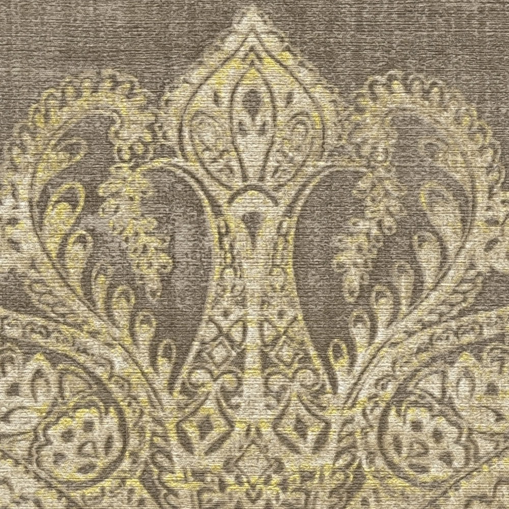             Baroque wallpaper with large ornaments - brown, beige, yellow
        