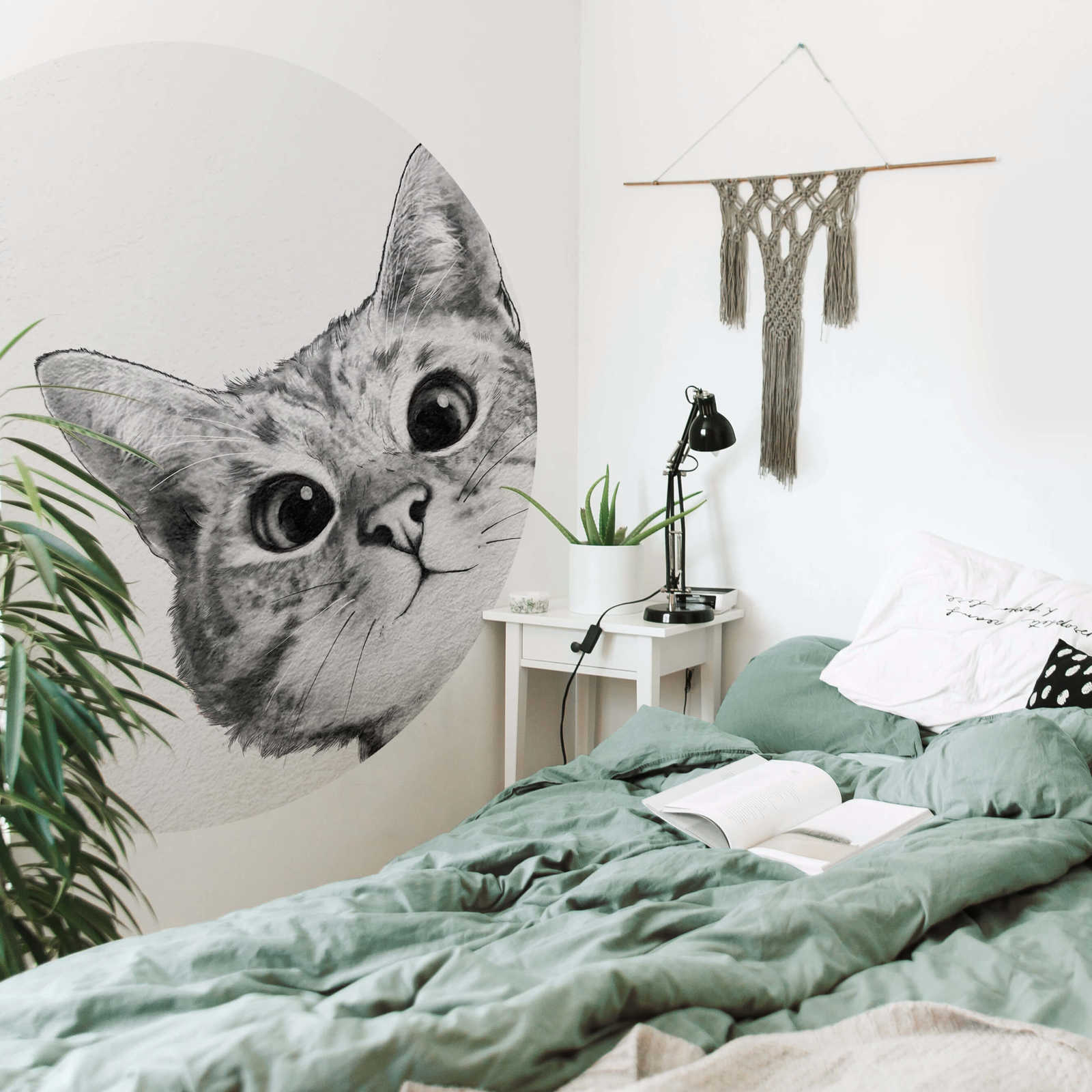             Papel pintado con cara de gato redonda en blanco y negro
        